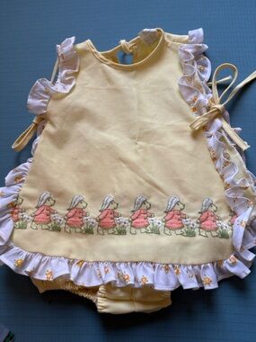 Vintage Paddington pinafore
